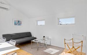 Amazing Home In Løkken With Wifi