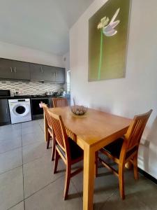 833-Lovely 1 Bedroom Penthouse