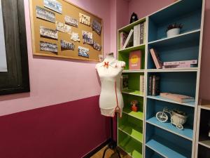 NW 4896 Theater Hotel