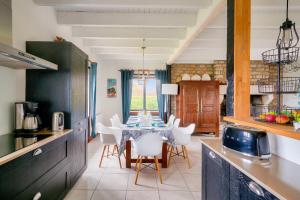 Maisons de vacances 100m de la plage - maison pour 10 personnes : photos des chambres