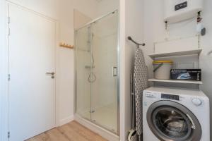 Appartements 1 bedroom apartment in city center with parking : photos des chambres