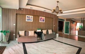 Home Place Lopburi Hotel