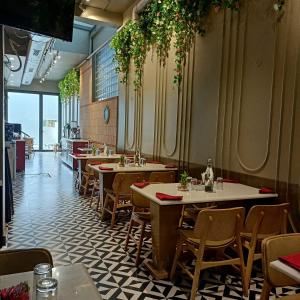Cosy Grand, Chanakyapuri by The Cosy Hotels