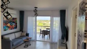 Sunrise Beach Apartment - Tavrou