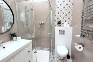 Wild & Huge comfy apartment 5 min to Main Square