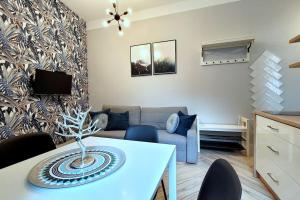 Wild & Huge comfy apartment 5 min to Main Square