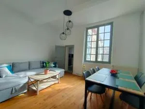 L'escale de Compostelle, centre ville à 5 minutes du Canal - 卡斯特尔萨拉桑