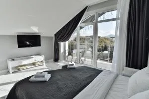 Апарт-готель LOGOS - Mrazhnitsa