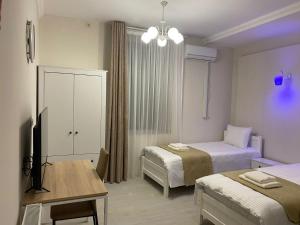 Cultural Crossing Hotel