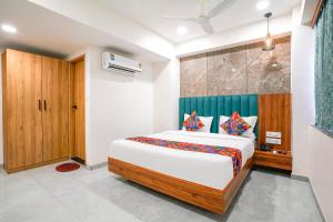 FabHotel Namantra - Nr Apollo Circle Sardar Patel Ring Road