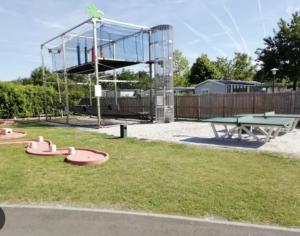 Maisons de vacances Mobil-Home Camping 4* Landes Lac et Ocean 6 a 8 p. : photos des chambres