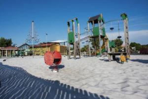 Maisons de vacances Mobil-Home Camping 4* Landes Lac et Ocean 6 a 8 p. : photos des chambres