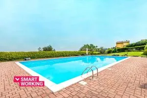 Poggio Picedo P1-32 by Wonderful Italy - Puegnago