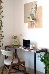 StayVista at Mangifera Agro Estate with Pool, Wi-Fi