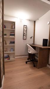 Céntrico, junto a estación de bustren, y playas