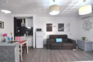 RNET - Puerto Simona 05 - Roses Costa Brava