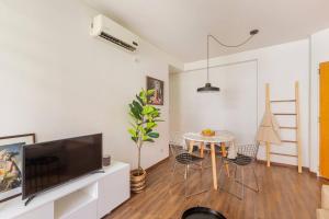 Spacious 2BR in Urquiza - Near Subte