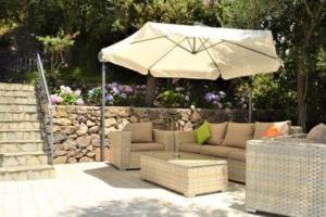 ISCHIA FORIO CASA villa, la Grille du Coq 4 il prezzo della villa è riferito allintero alloggio con il limite delle persone previste n 6