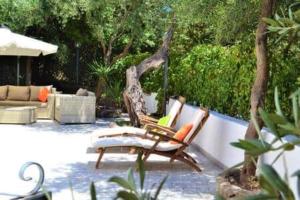 ISCHIA FORIO CASA villa, la Grille du Coq 4 il prezzo della villa è riferito allintero alloggio con il limite delle persone previste n 6