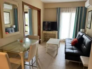 URB. JARDINES DE ISLA CANELA PRIMERA PLANTA - Punta del Caimán