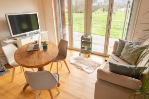 Tiny House Chez Claudine - Relaxen, Workspace, Nähe Thermen, Netflix, free Parking & Wifi