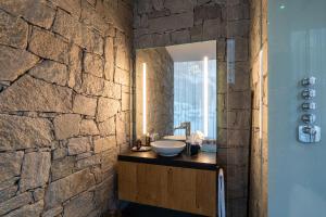 Luxus-Mountain-Suite Rocca Bella mit Dampfbad & saisonalem Aussen-Pool