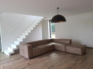 Volledige gezinswoning te huur