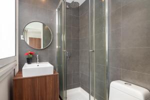 WHome City Oasis Extravaganza: Lisbons Supreme Retreat