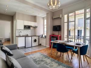 Nestor&Jeeves - LILAS BUFFA - Central - Close sea - Top Floor