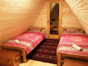 Taćina i Dokina kolibica