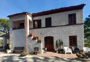 CASAL DE' PINI RELAIS TENNIS E PISCINA - Appignano