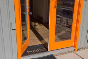 Cozy Cabin w Pvt Heated Pool Under Epic TX Stars