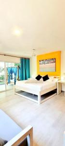 Blue Mango Beach Hotel