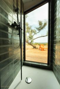 Appartements Le Mazet de l'Or - Climatisation et vue sur l'etang : photos des chambres