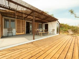 Appartements Le Mazet de l'Or - Climatisation et vue sur l'etang : photos des chambres