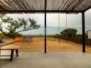 Appartements Le Mazet de l'Or - Climatisation et vue sur l'etang : photos des chambres