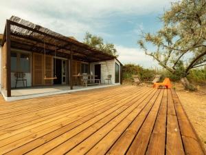 Appartements Le Mazet de l'Or - Climatisation et vue sur l'etang : photos des chambres