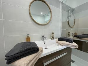 Appart'hotels APPART-ICI - Superbe appartement F3 tout confort : photos des chambres