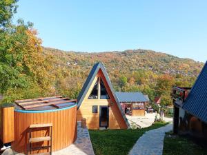 CARPATINA Rustic House