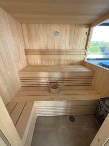Seaview Villa Amy - Private Pool, Sauna & Jacuzzi