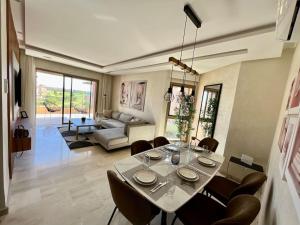 New appart, pool and golf view