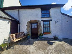Ty Mawr at Bethania B&B Rooms and Crumble Cottage
