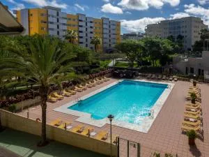 Apartment Abora Garden with terrace, pool, extensive gardens and free parking - Tenoya