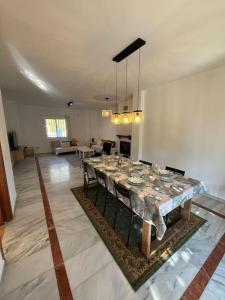 Gran Chalet a 13 min de Sevilla