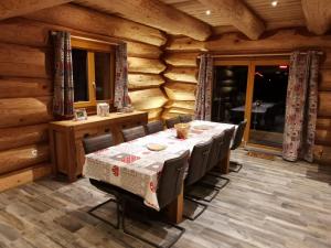Chalets Chalet 10 pers sauna & SPA La taniere des Vosges : photos des chambres