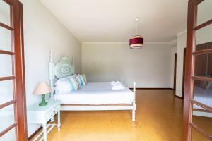 Amorosa Villa, 500m from the beach by House and People