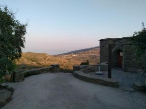 XOXLAKAS STONE HOUSE - ΧΟΧΛΑΚΑΣ ΠΕΤΡΙΝΟ ΣΠΙΤΙ