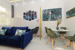 White & Gold Apartment