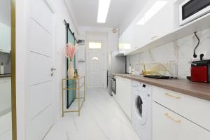 White & Gold Apartment