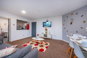 *F18GH* For relaxed & Cosy stayFree ParkingWiFi